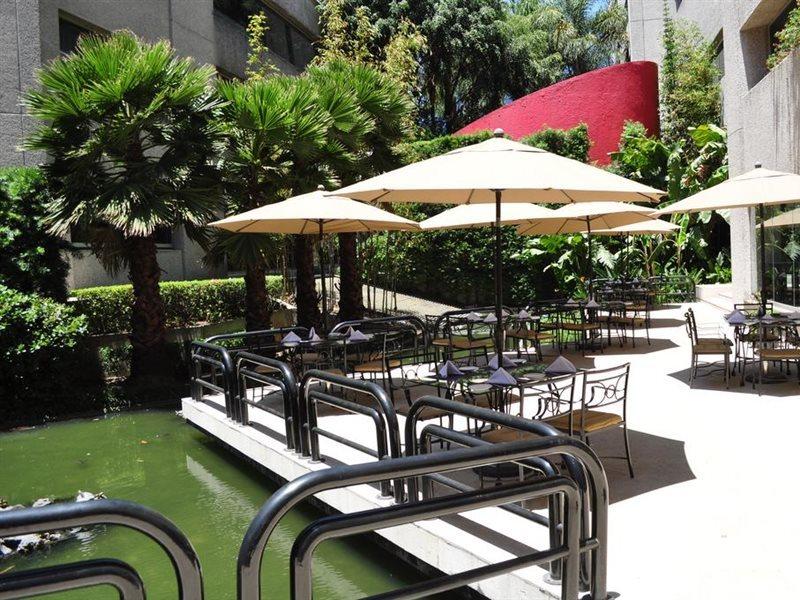 فندق رويال بيدريجال هوتل مدينة مكسيكو المظهر الخارجي الصورة The outdoor café